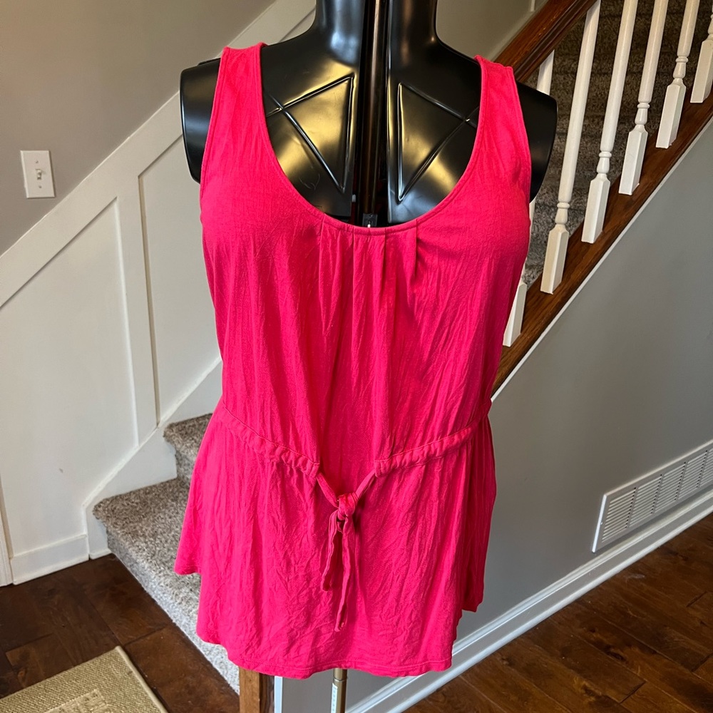 🛍️2 for $6.00🛍️ Old Navy Tie Top